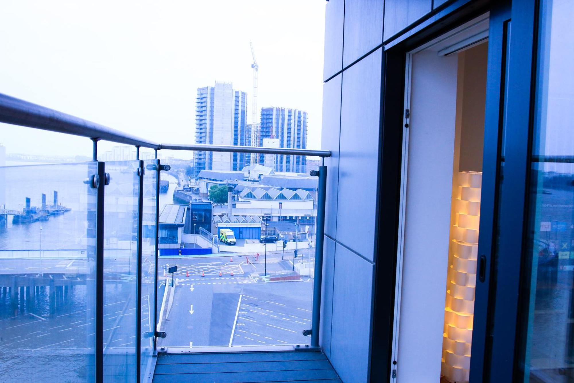 Fezza Luxury Apartment London Exterior photo